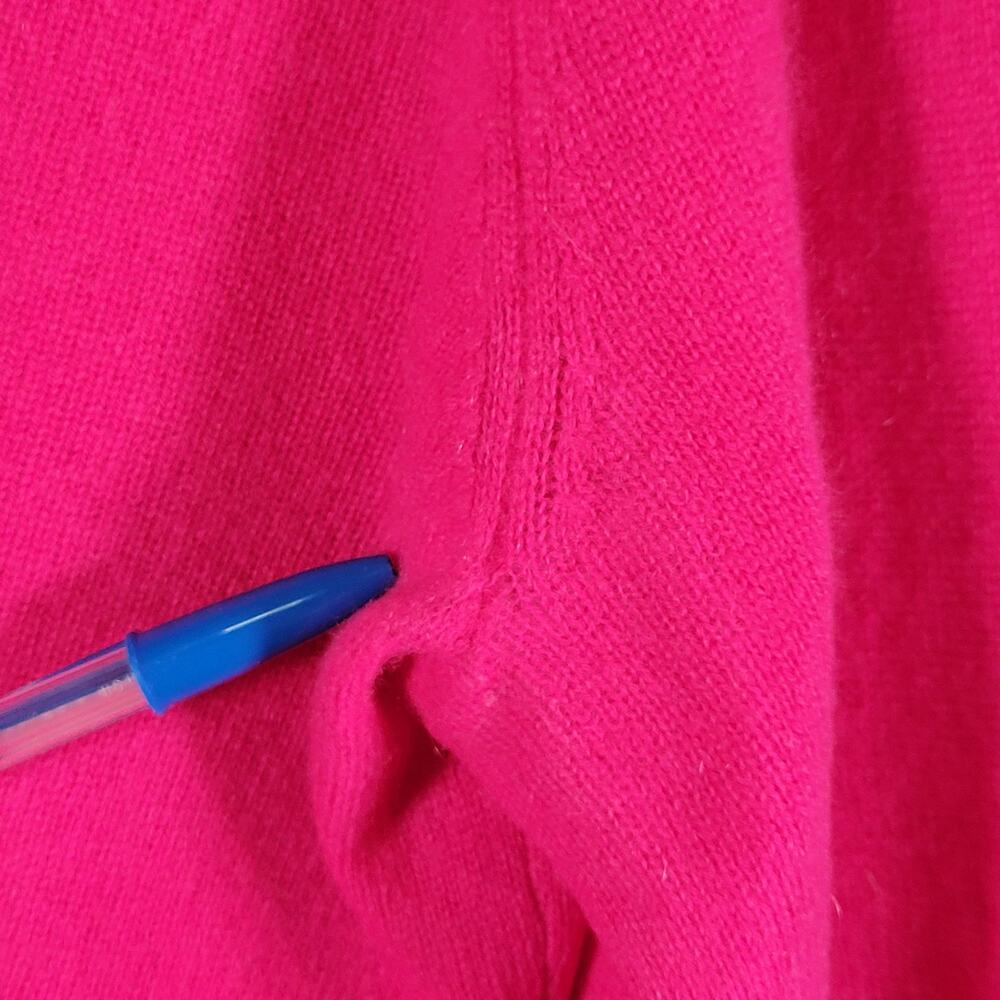 Charter Club Pink 100% Cashmere V-Neck Sweater M Soft Luxury Knit Flawed - Picture 6 of 9